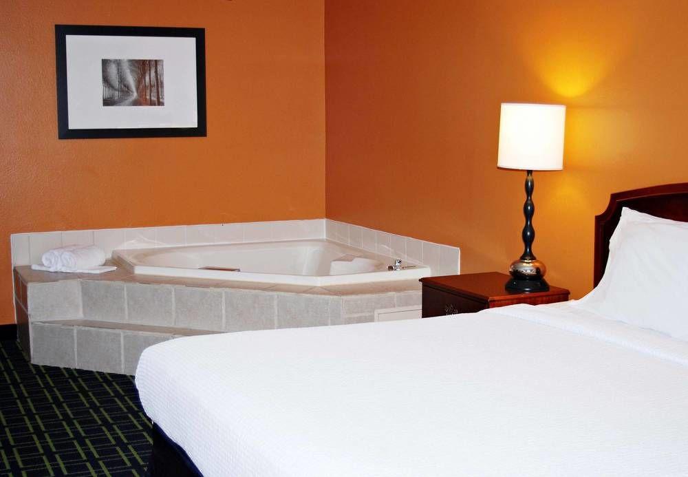 Fairfield Inn Myrtle Beach Broadway At The Beach Exterior foto